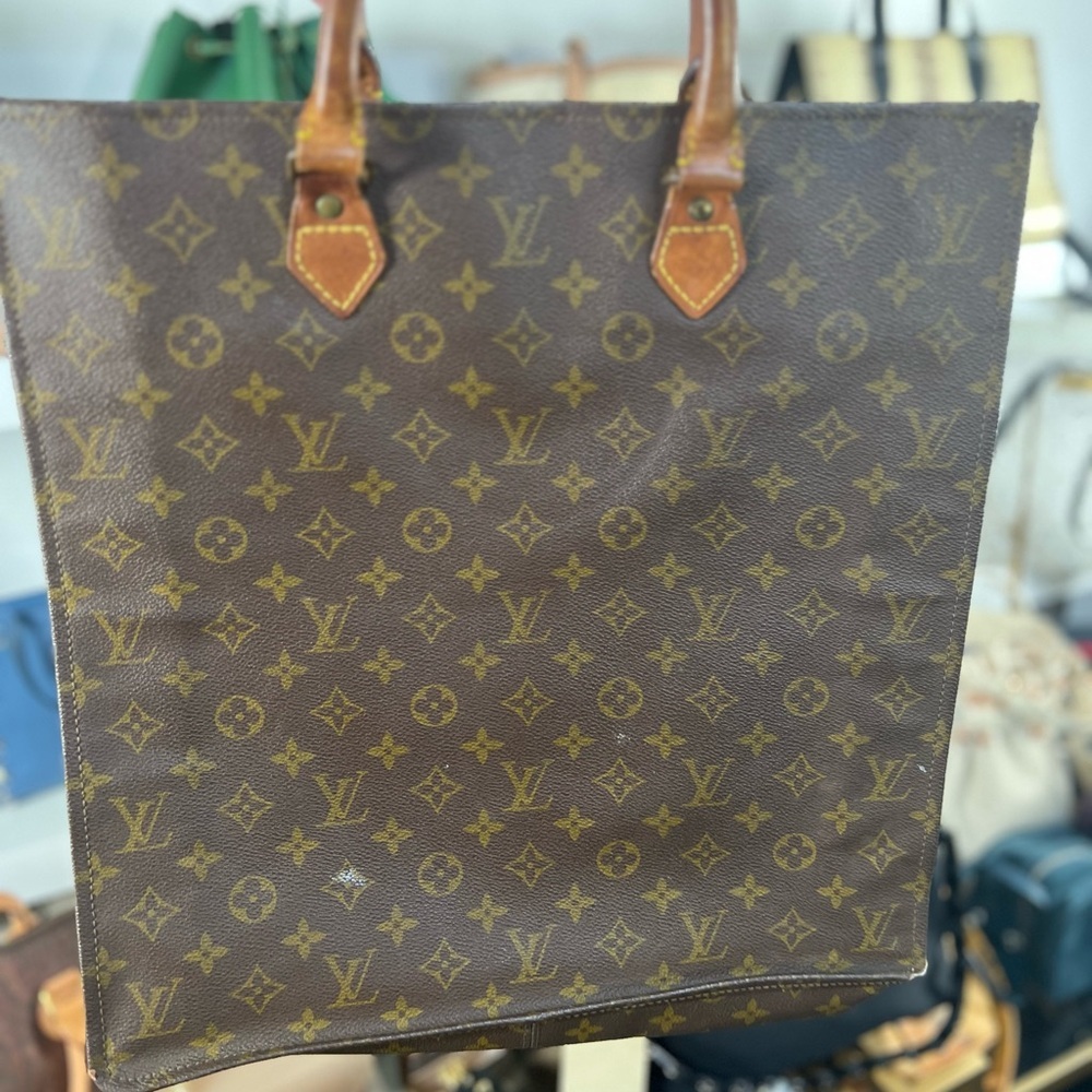 LV MONOGRAM TOTE